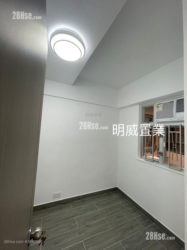 Peony House Sell 2 Bedrooms , 1 Bathroom 395 ft²