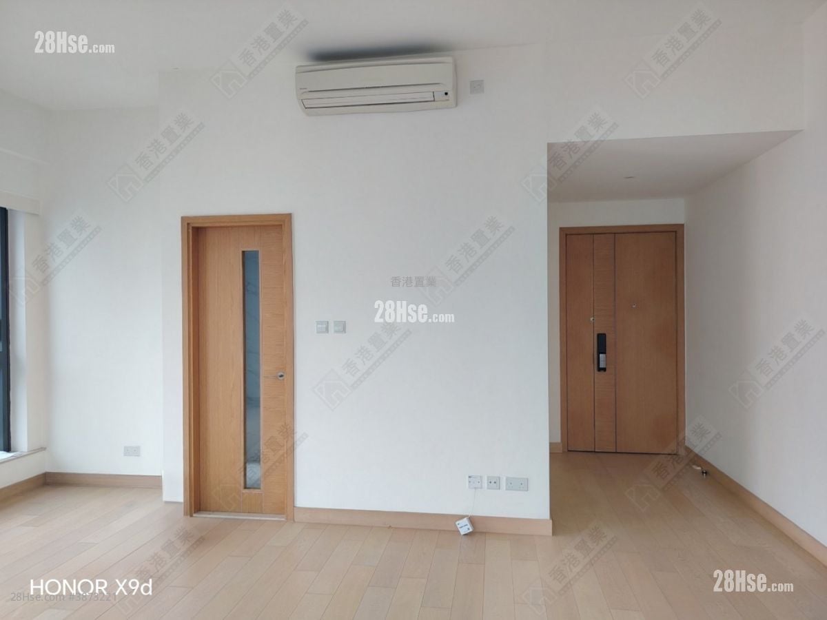Victoria Skye Rental 3 Bedrooms , 3 Bathrooms 957 ft²