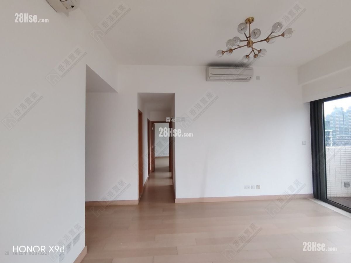 Victoria Skye Rental 3 Bedrooms , 3 Bathrooms 957 ft²