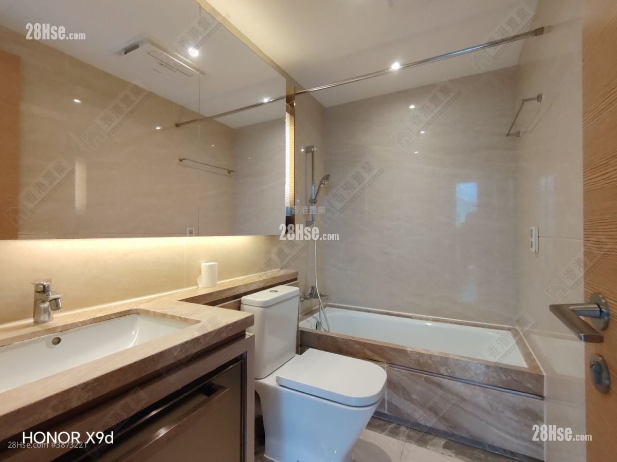 Victoria Skye Rental 3 Bedrooms , 3 Bathrooms 957 ft²