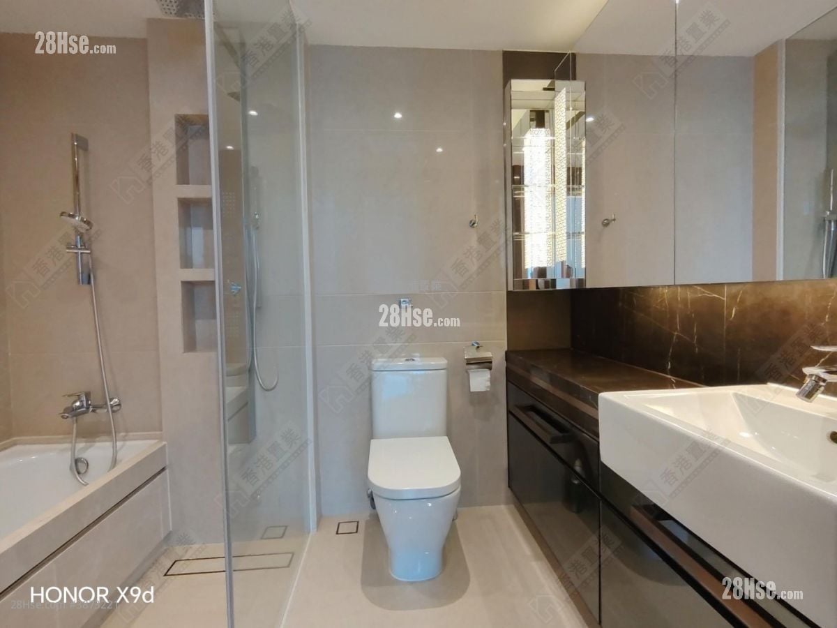 Victoria Skye Rental 3 Bedrooms , 3 Bathrooms 957 ft²
