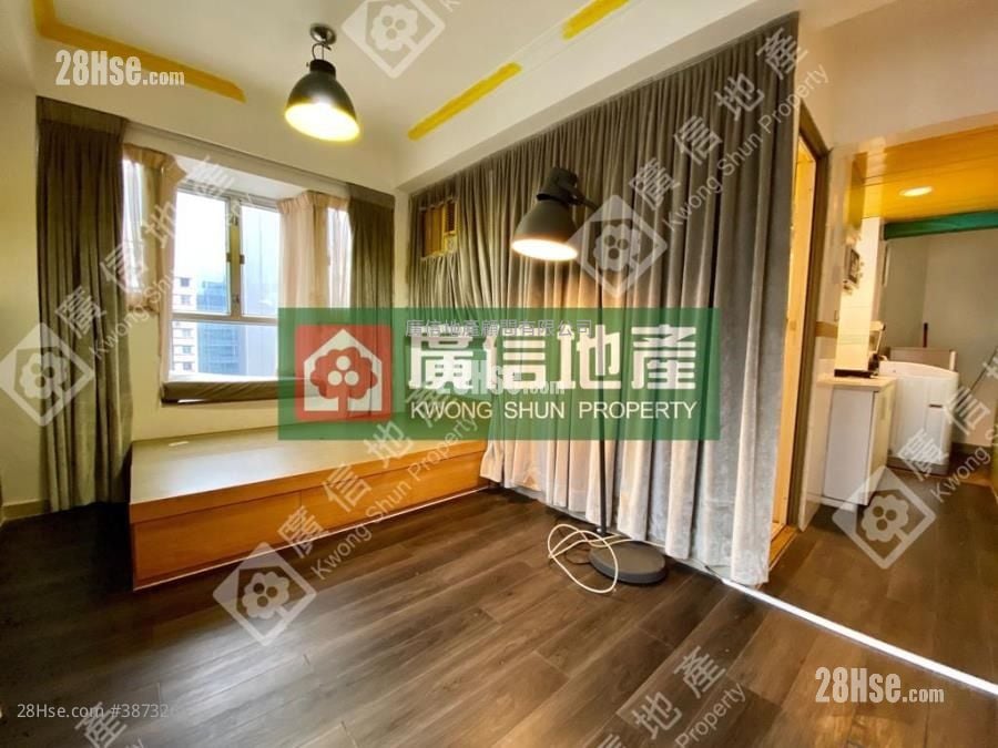 Fullic Court Sell Studio , 1 Bathroom 197 ft²