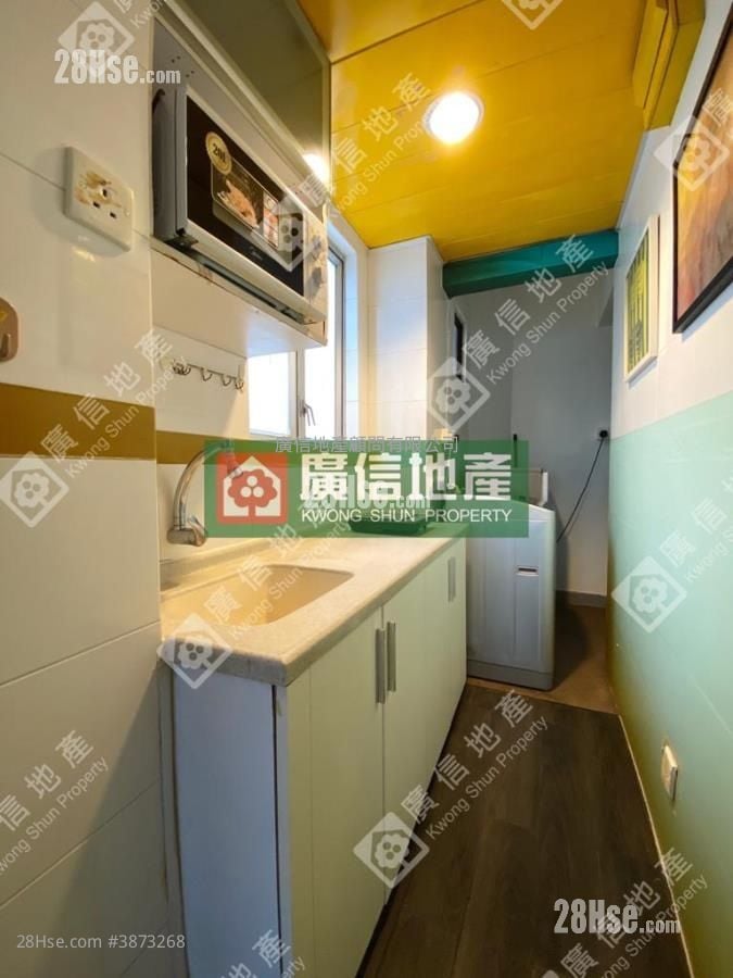 Fullic Court Sell Studio , 1 Bathroom 197 ft²