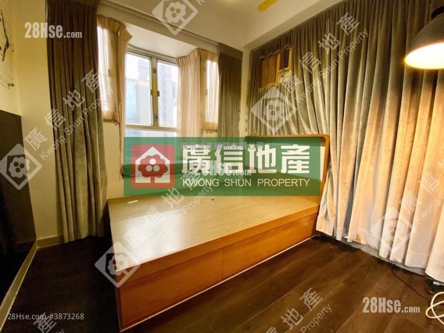 Fullic Court Sell Studio , 1 Bathroom 197 ft²