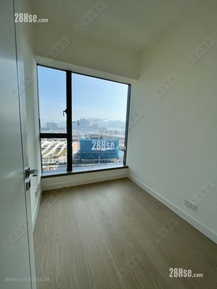 Monaco Rental 3 Bedrooms , 3 Bathrooms 827 ft²