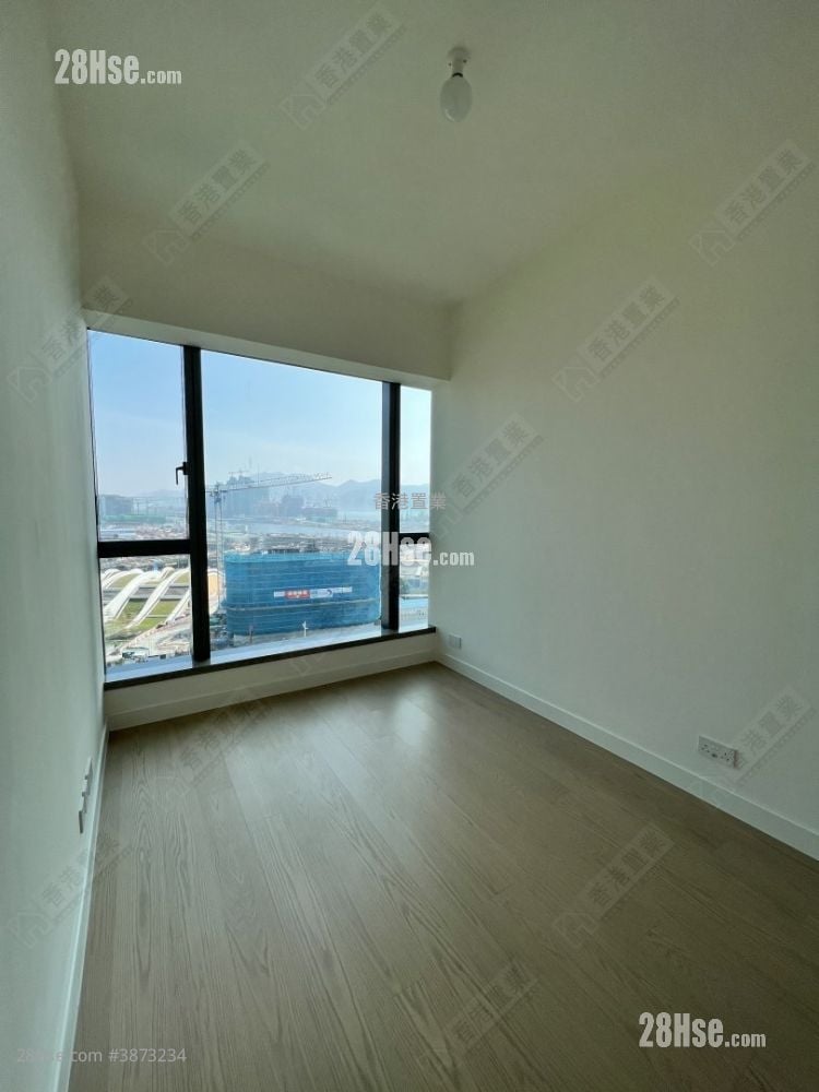 Monaco Rental 3 Bedrooms , 3 Bathrooms 827 ft²