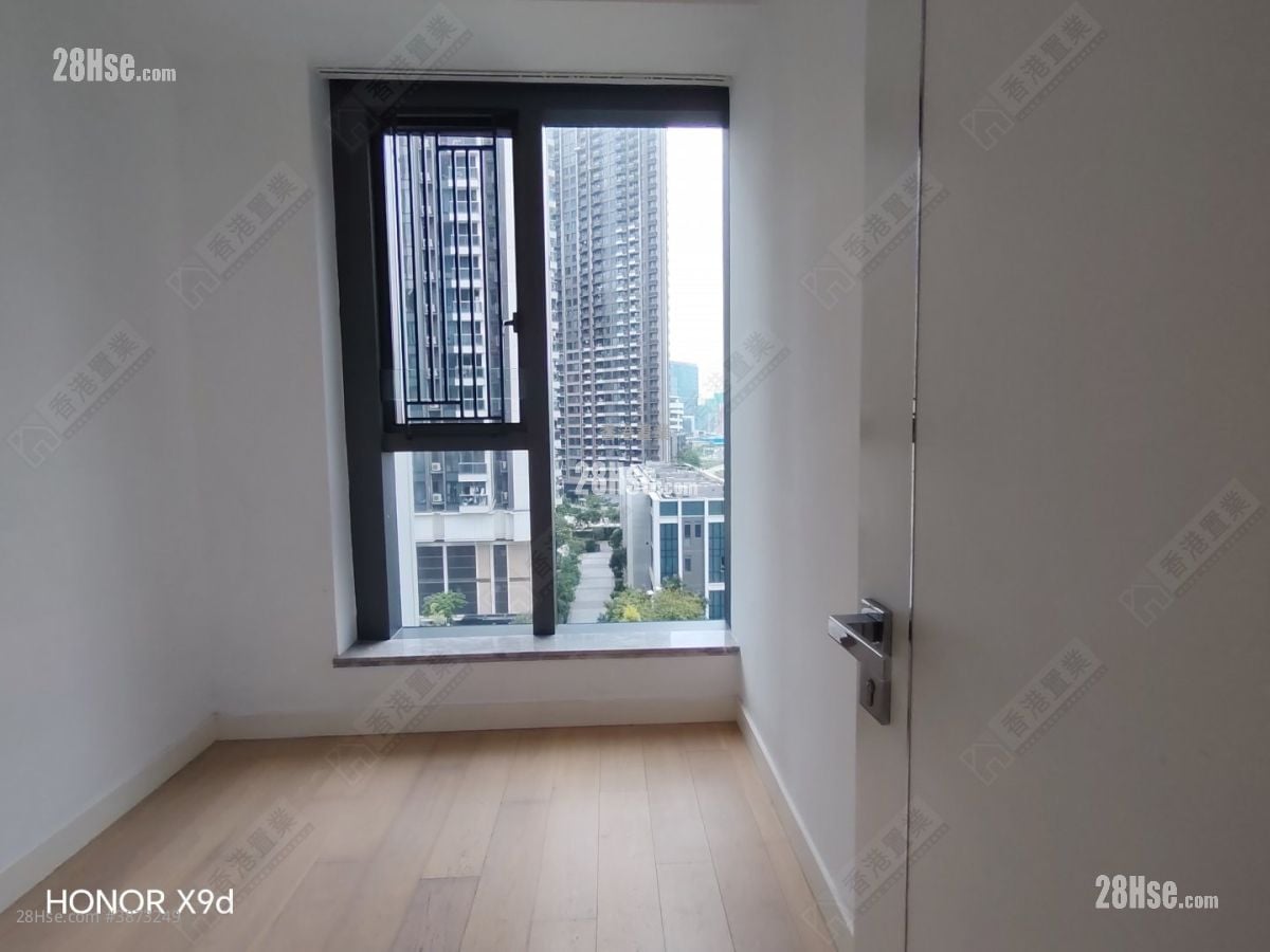 Oasis Kai Tak Rental 3 Bedrooms , 2 Bathrooms 752 ft²