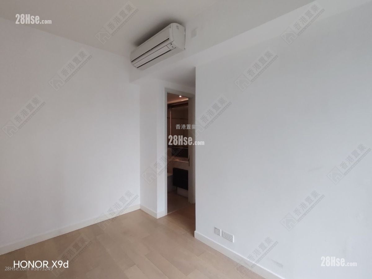 Oasis Kai Tak Rental 3 Bedrooms , 2 Bathrooms 752 ft²