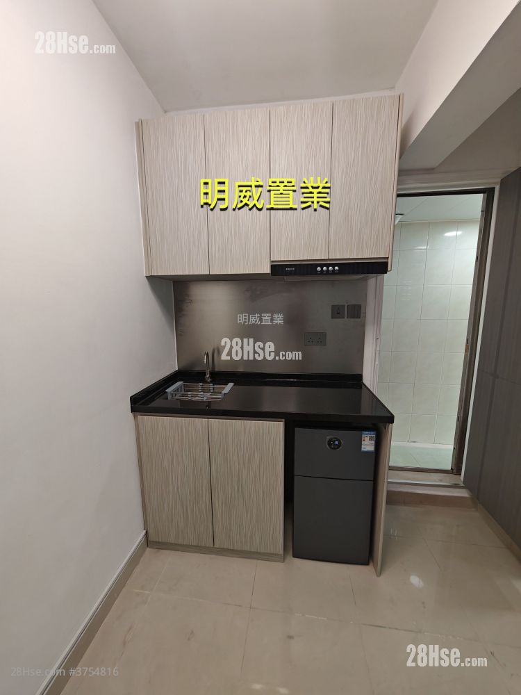 Lee Hing Building Rental 180 ft²