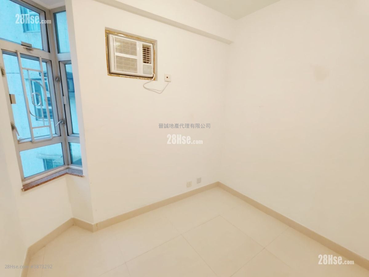 Rhine Garden Sell 3 Bedrooms , 2 Bathrooms 710 ft²