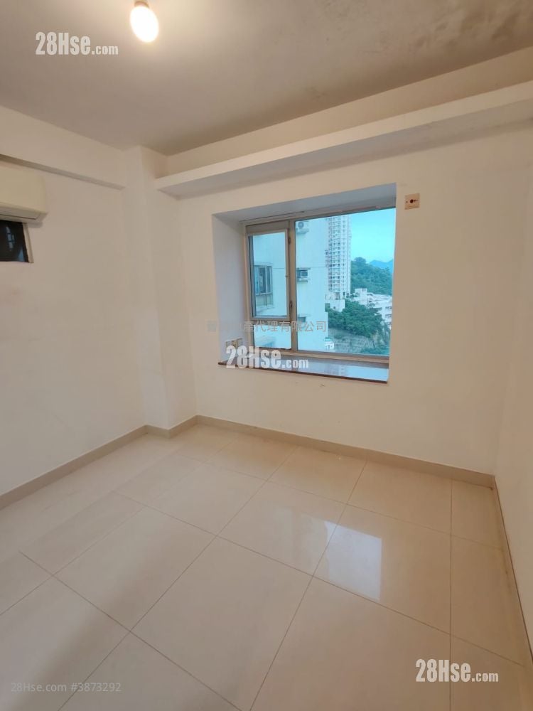 Rhine Garden Sell 3 Bedrooms , 2 Bathrooms 710 ft²