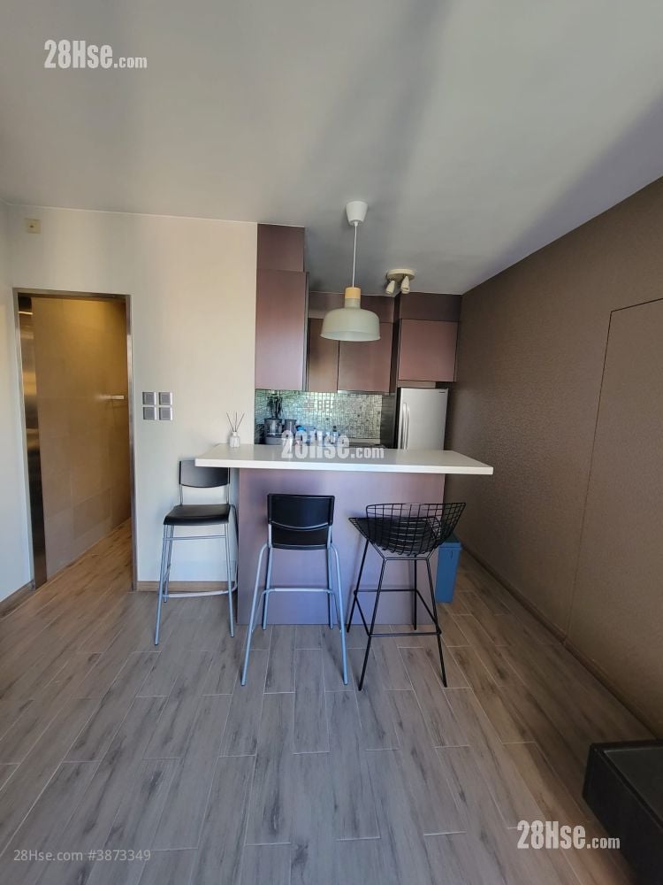 Appartment Rental 1 Bedroom , 1 Bathroom 378 ft²
