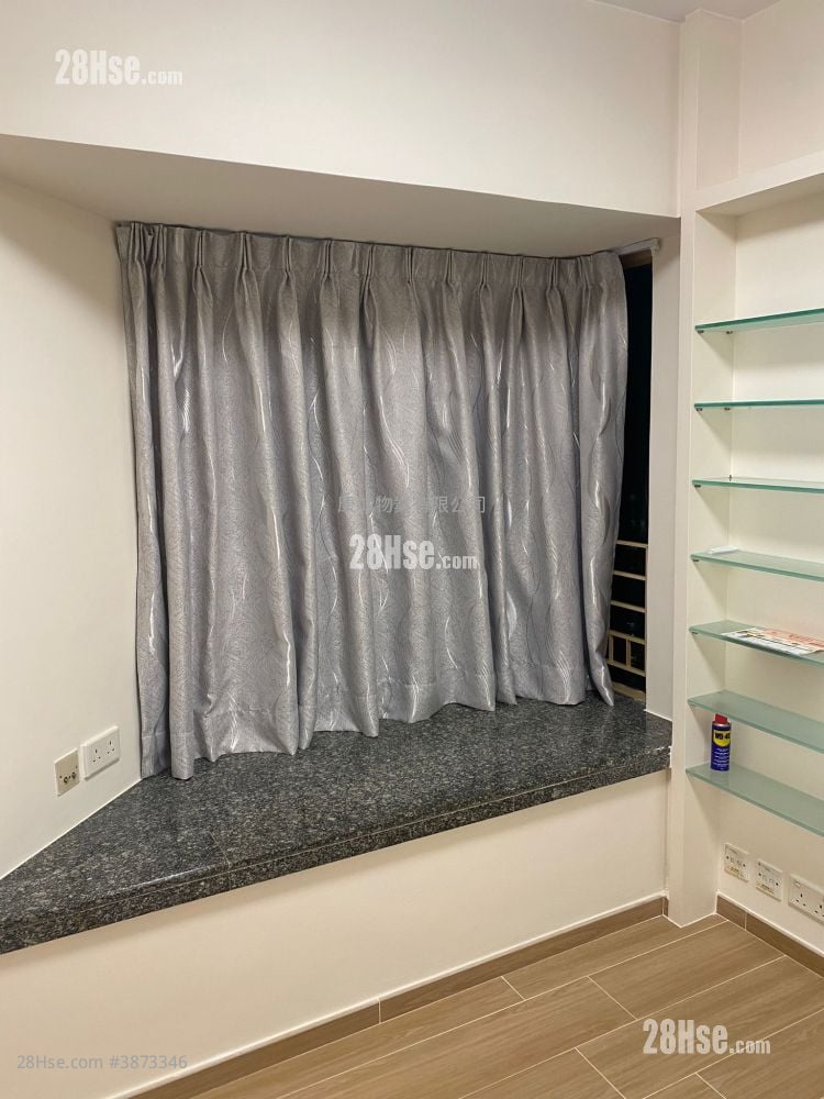 La Cite Noble Rental 2 Bedrooms , 1 Bathroom 436 ft²