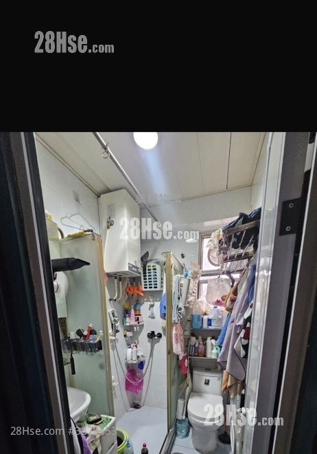 Hang Fat Mansion Sell 3 Bedrooms 388 ft²