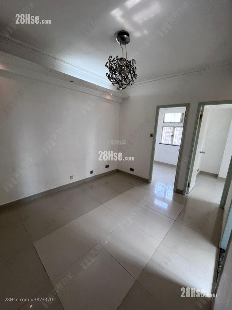 On Ga Building Sell 2 Bedrooms 304 ft²