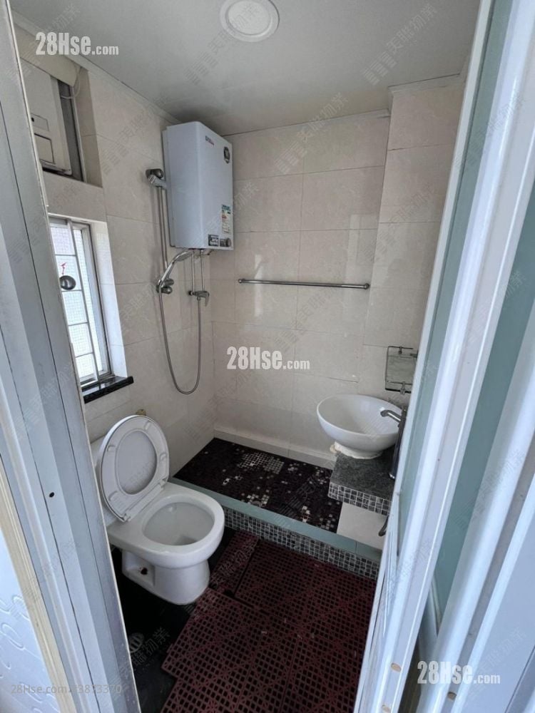 On Ga Building Sell 2 Bedrooms 304 ft²