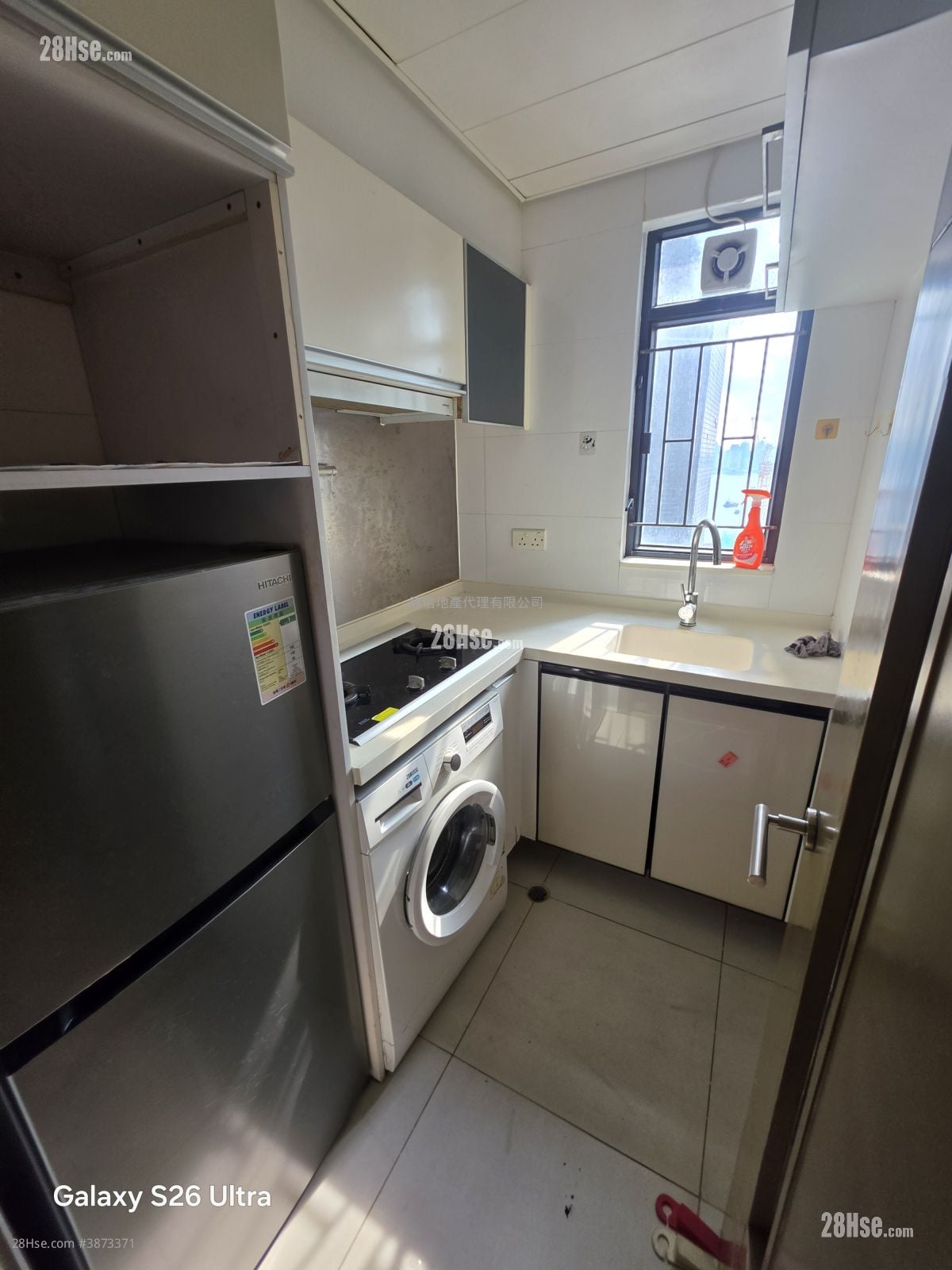 Canaryside Rental 2 Bedrooms , 1 Bathroom 425 ft²