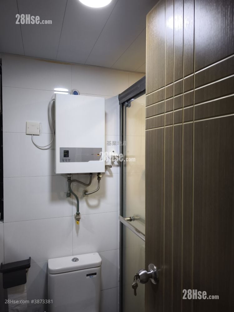 Sun Yuen Long Centre Sell 2 Bedrooms 466 ft²