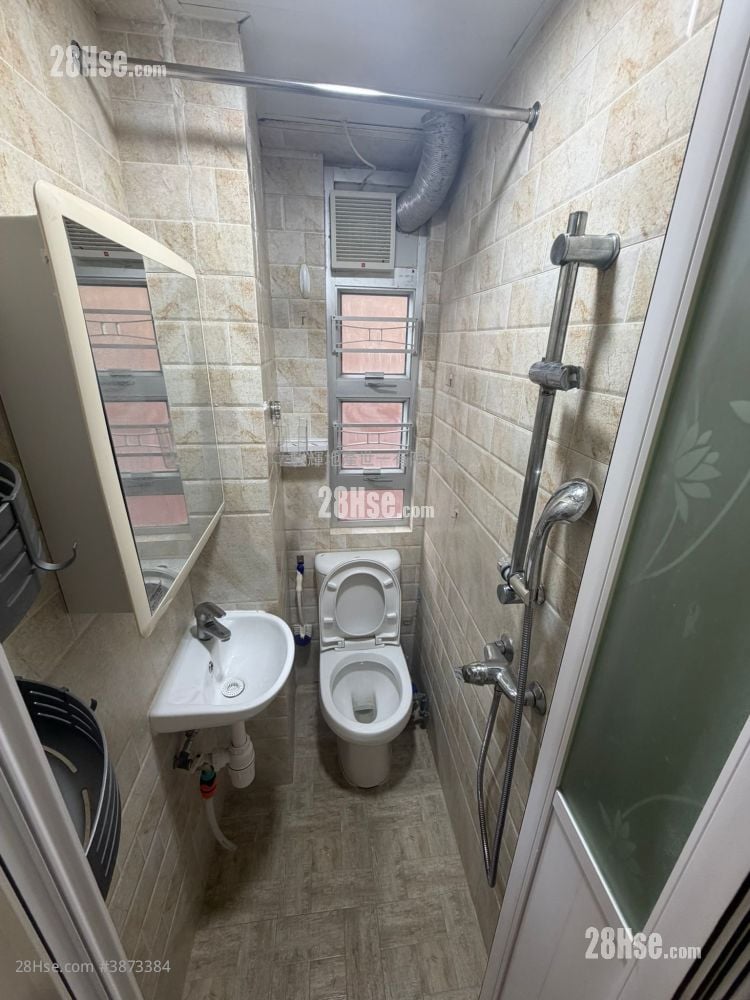 Ngai Hing Mansion Rental Studio , 1 Bathroom 120 ft²