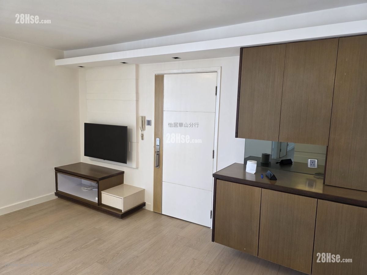 Taikoo Shing Sell 561 ft²