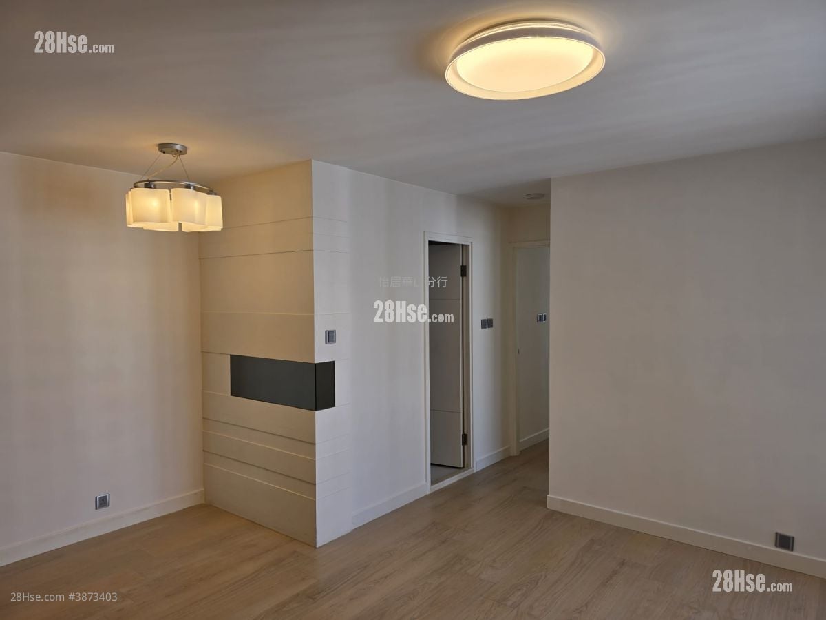 Taikoo Shing Sell 561 ft²