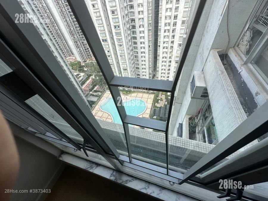 Taikoo Shing Sell 561 ft²