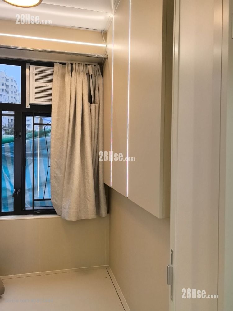Chinese Mansion Rental 1 Bedroom , 1 Bathroom 190 ft²