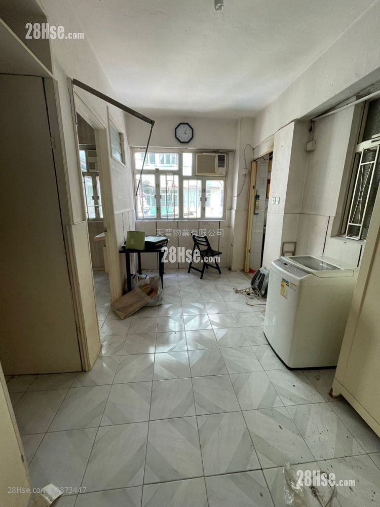 Honour Building Sell 2 Bedrooms , 1 Bathroom 287 ft²