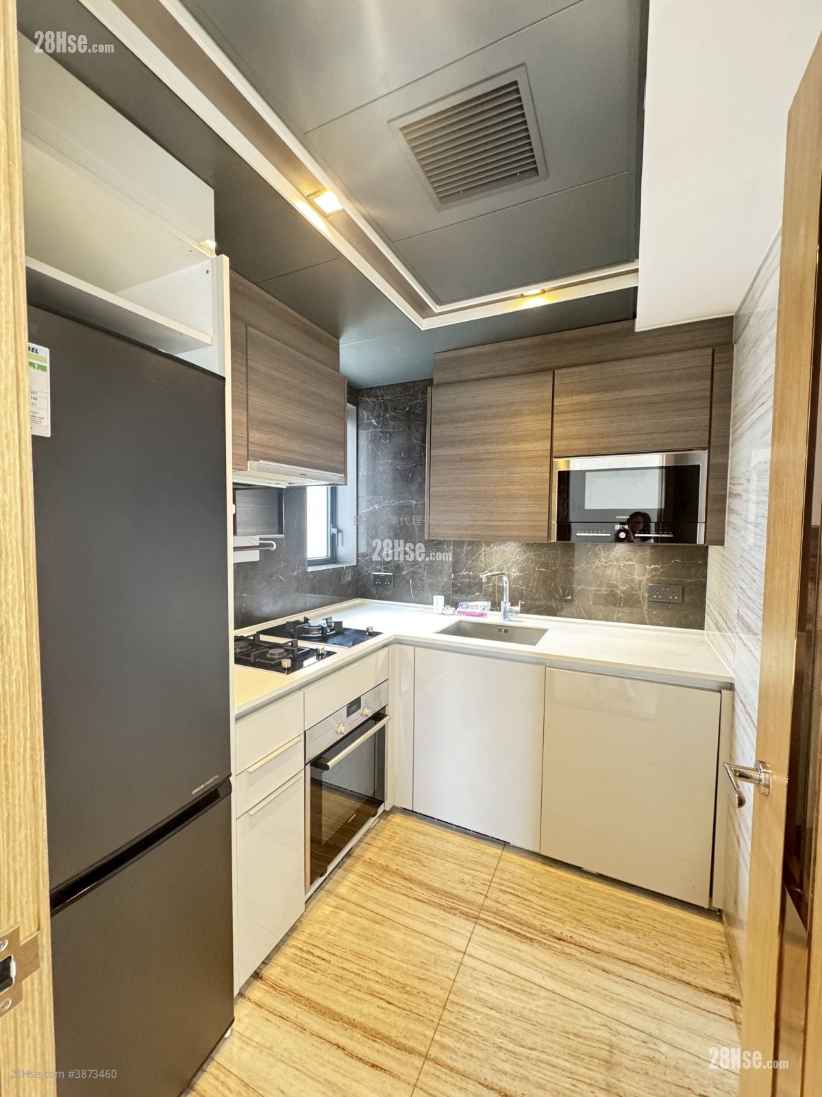 The Wings Sell 3 Bedrooms , 2 Bathrooms 699 ft²