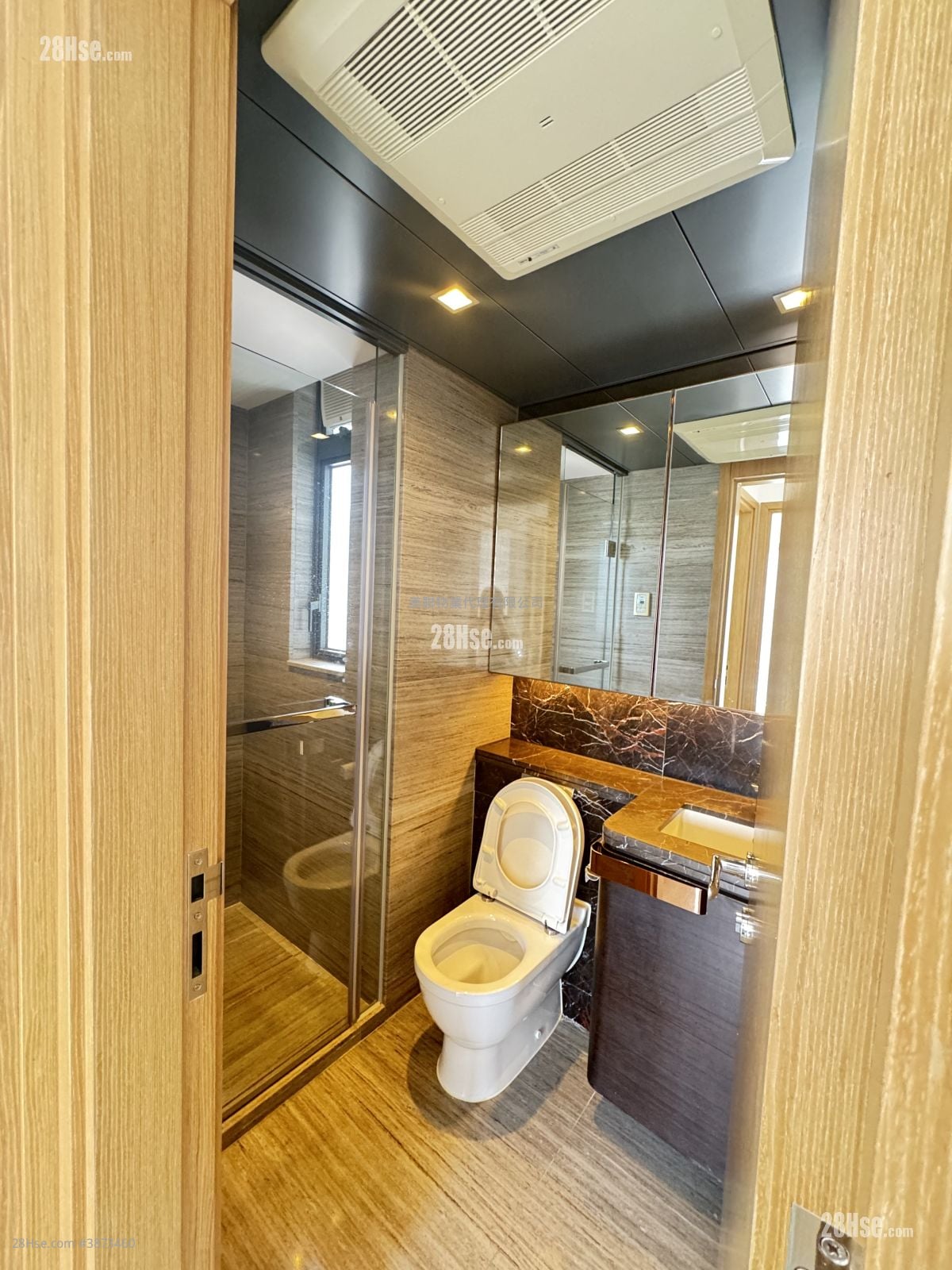The Wings Sell 3 Bedrooms , 2 Bathrooms 699 ft²