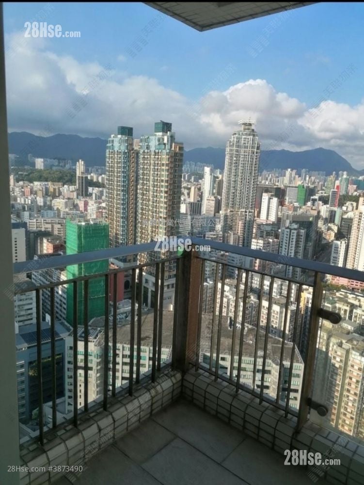 Florient Rise Rental 2 Bedrooms , 1 Bathroom 453 ft²