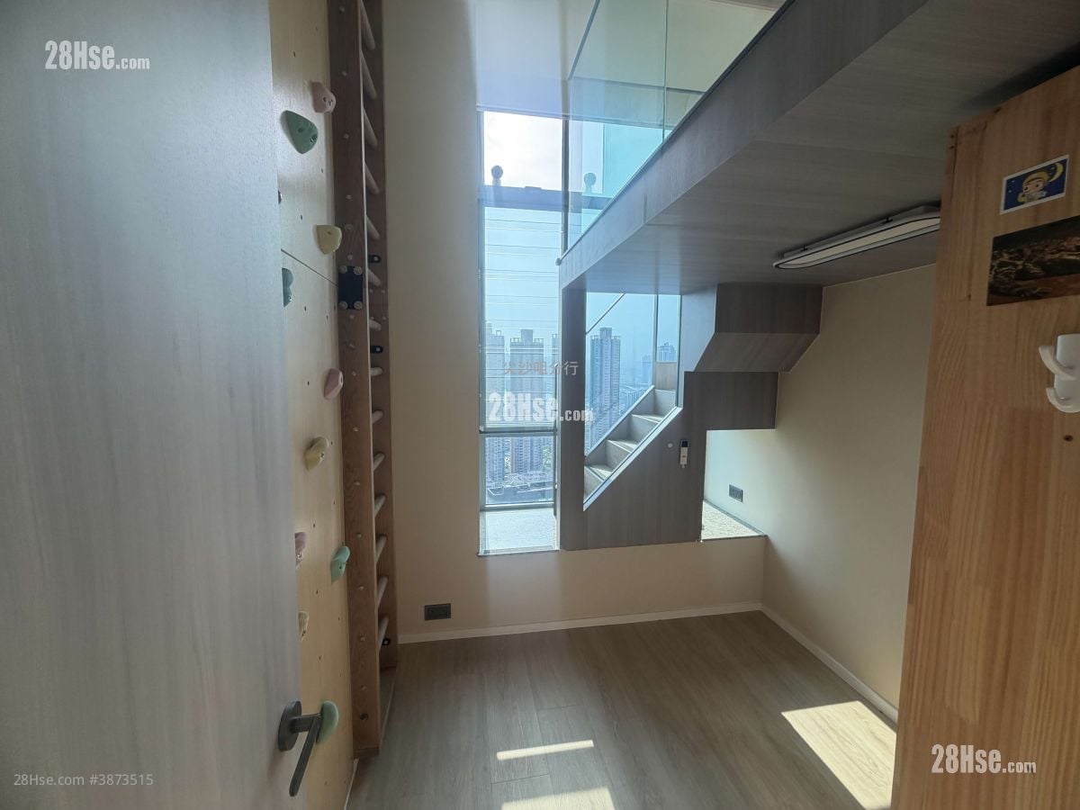 Park Summit Sell 3 Bedrooms , 2 Bathrooms 1,021 ft²