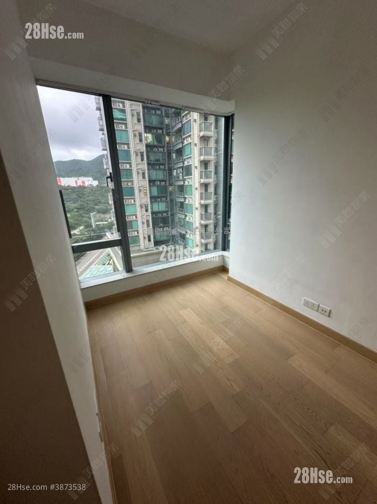 Malibu Sell 2 Bedrooms 541 ft²