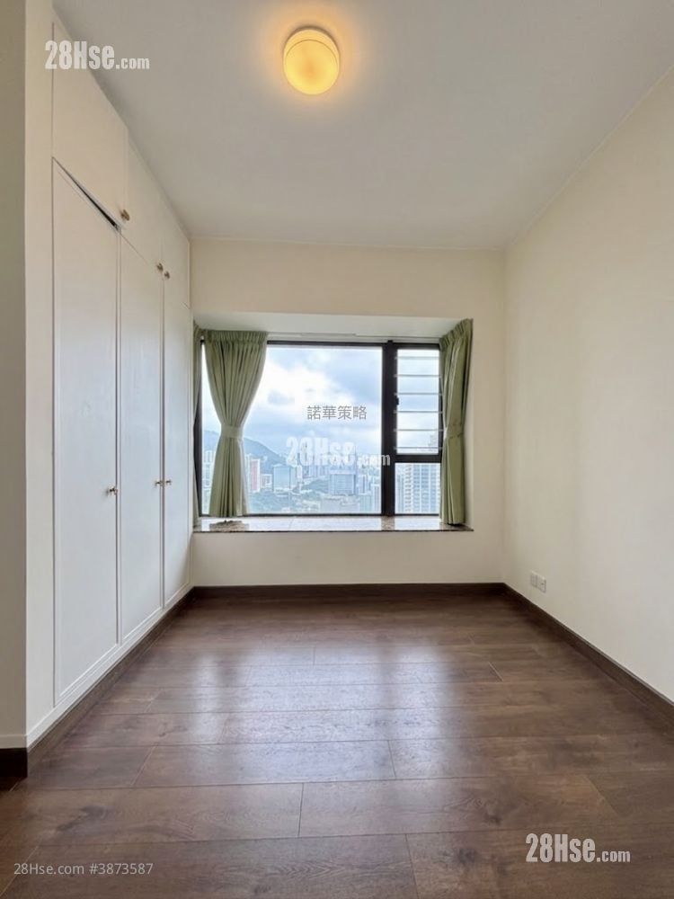 Tavistock Rental 3 Bedrooms , 2 Bathrooms 1,282 ft²