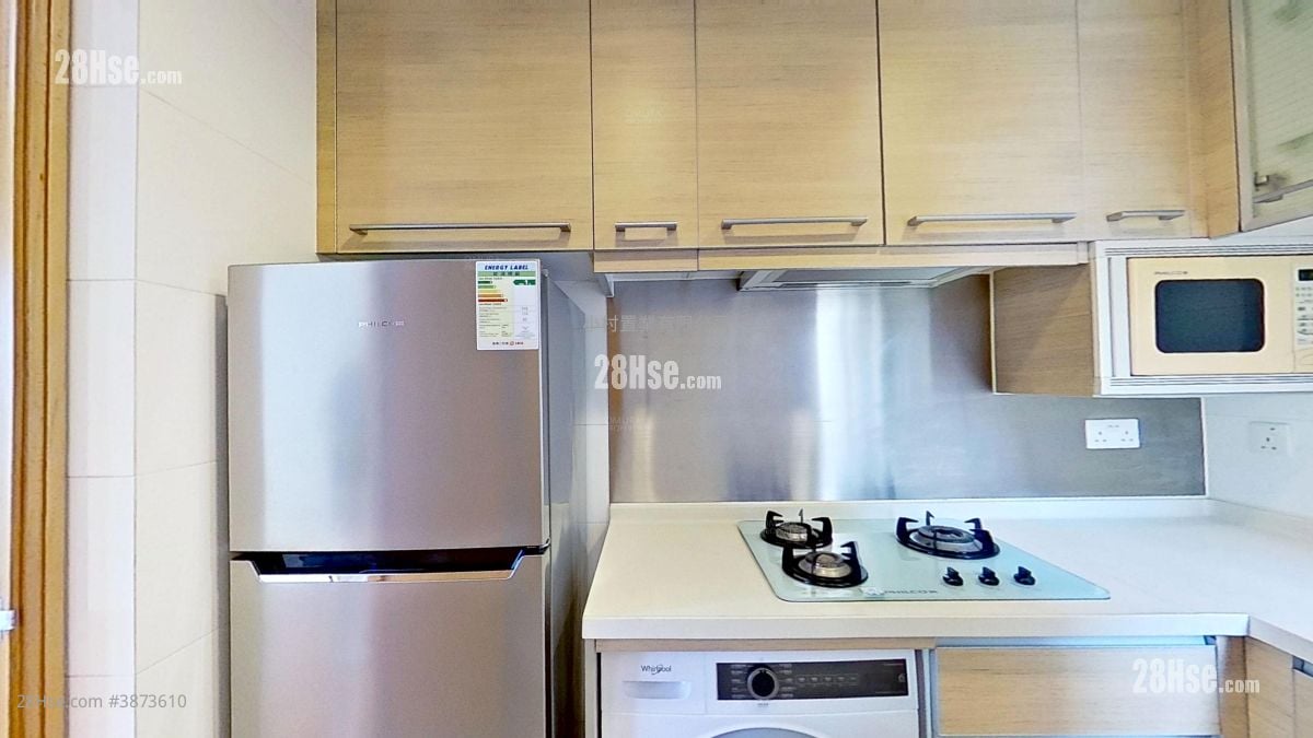 kitchen: The Zenith Rental 2 Bedrooms , 1 Bathroom 492 ft²
