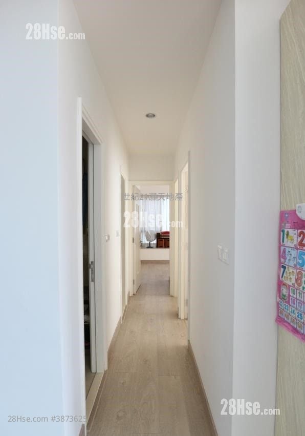 Mont Vert Rental 4 Bedrooms , 2 Bathrooms 949 ft²