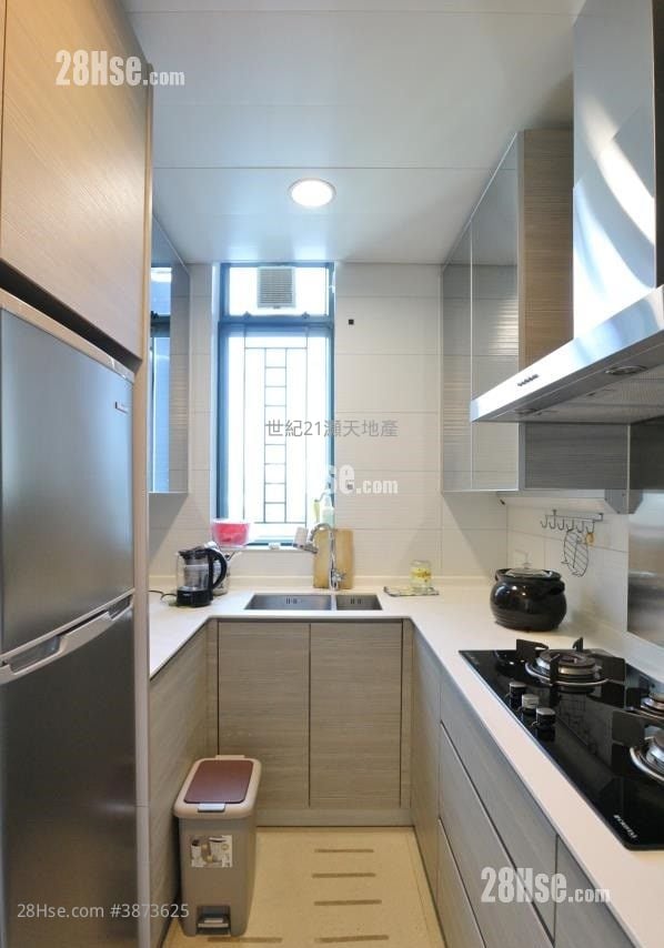 Mont Vert Rental 4 Bedrooms , 2 Bathrooms 949 ft²