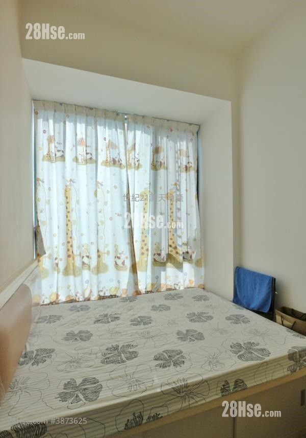 Mont Vert Rental 4 Bedrooms , 2 Bathrooms 949 ft²