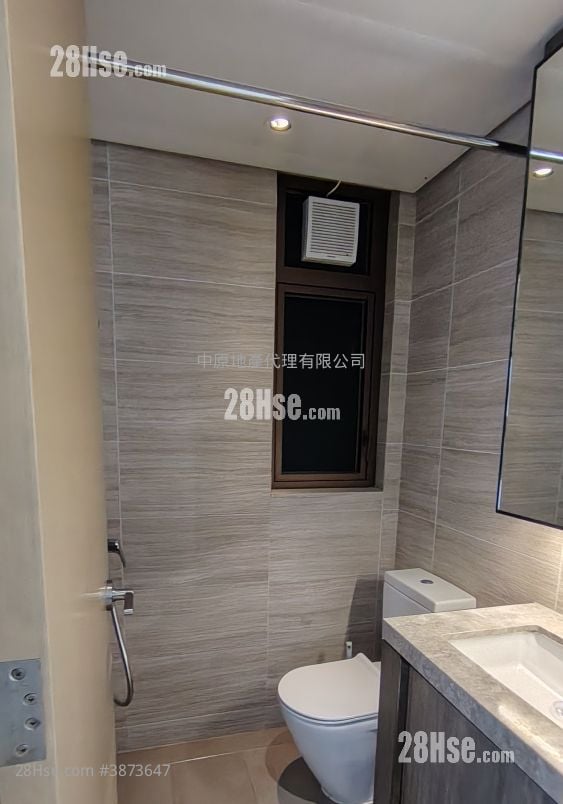 Lp6 Rental 3 Bedrooms , 2 Bathrooms 644 ft²