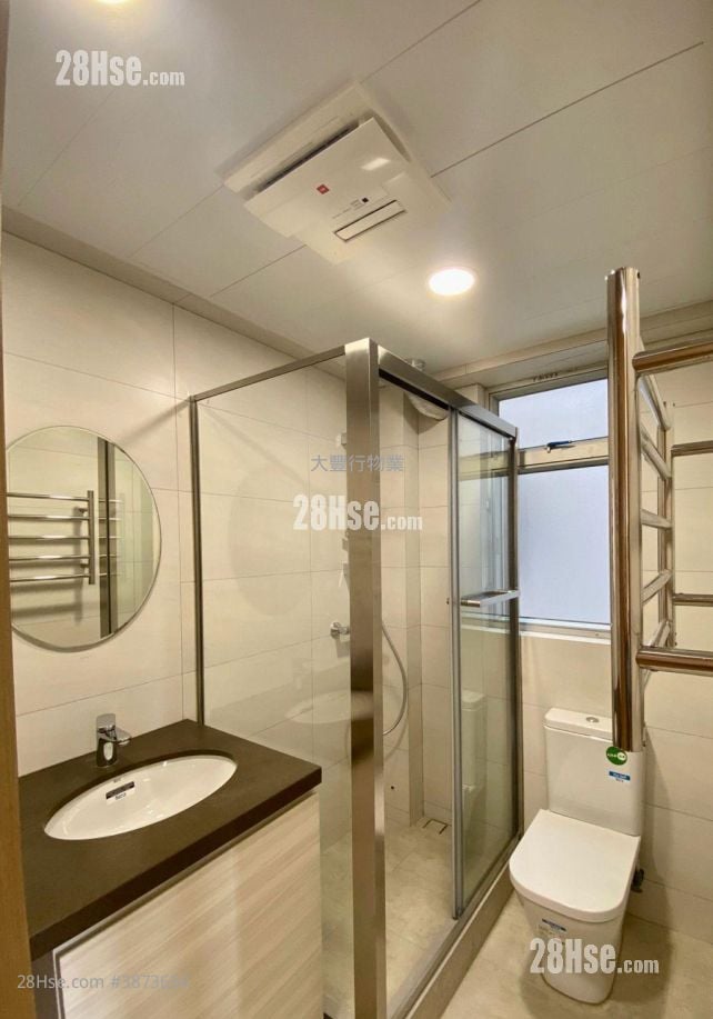 Carlton Mansion Sell 2 Bedrooms , 1 Bathroom 593 ft²