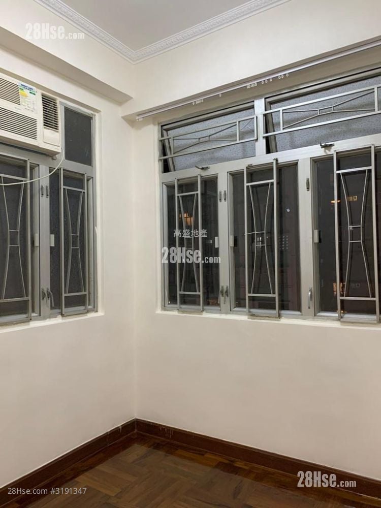 Tung Shing Court Rental 2 Bedrooms , 1 Bathroom 268 ft²