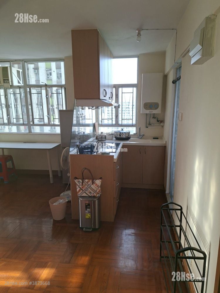 Tin Ma Court Rental 2 Bedrooms 415 ft²