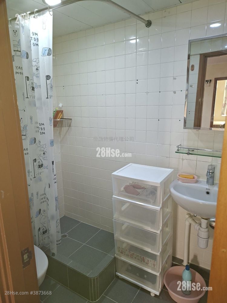 Tin Ma Court Rental 2 Bedrooms 415 ft²