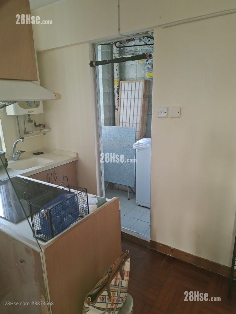 Tin Ma Court Rental 2 Bedrooms 415 ft²