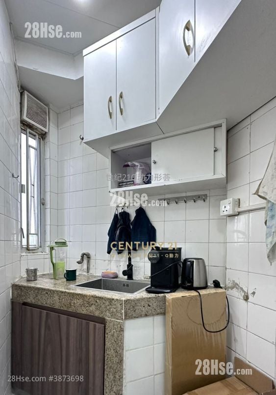 Sai Wan Building Sell 1 Bedroom , 1 Bathroom 226 ft²