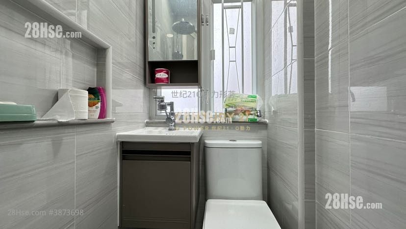 Sai Wan Building Sell 1 Bedroom , 1 Bathroom 226 ft²