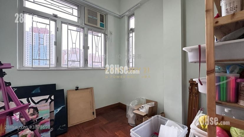 Sai Wan Building Sell 1 Bedroom , 1 Bathroom 226 ft²
