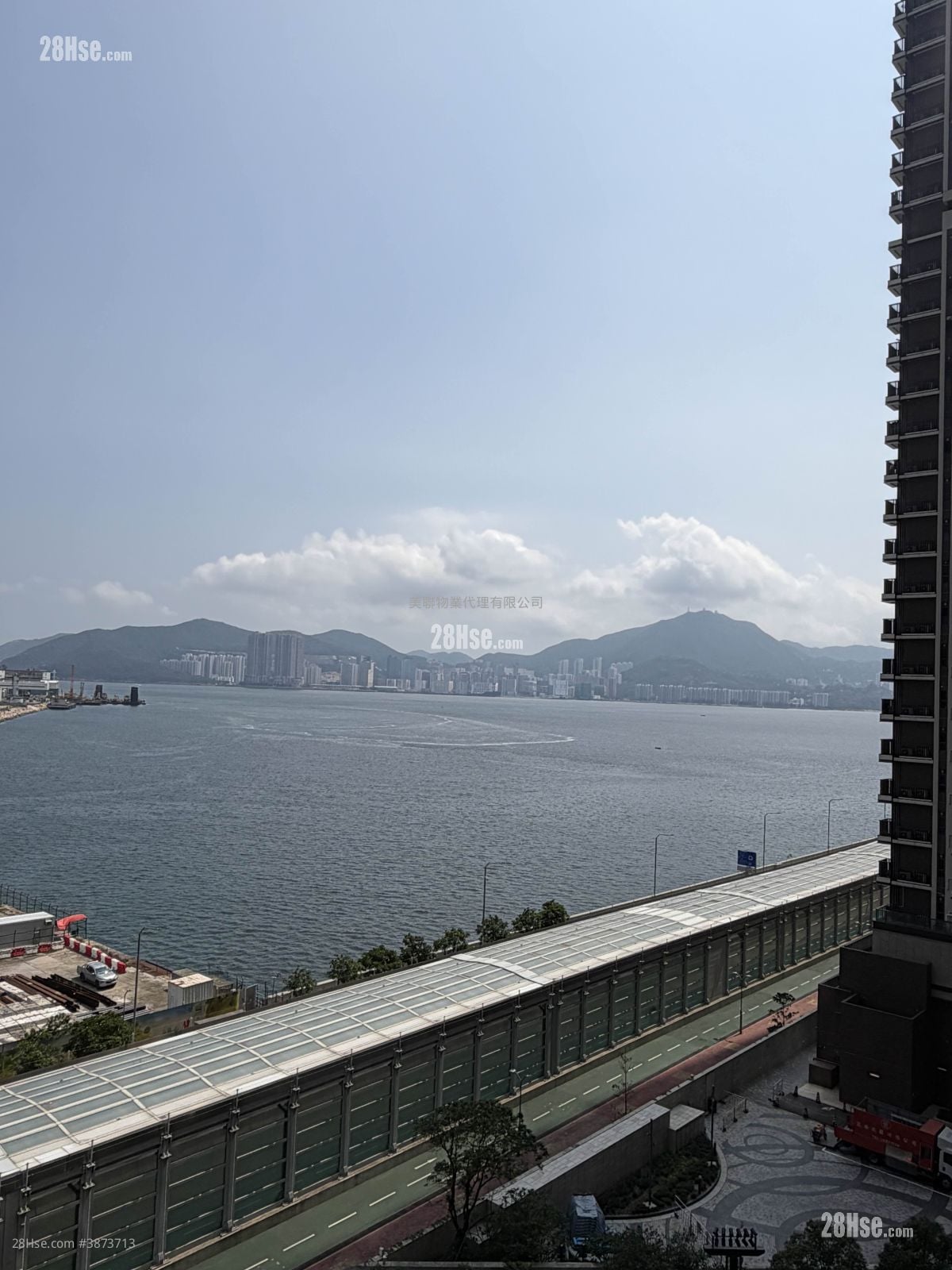 晉海 售盤 3 房 , 2 浴室 700 平方呎