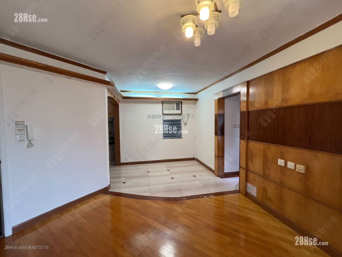 Sceneway Garden Sell 2 Bedrooms , 1 Bathroom 537 ft²