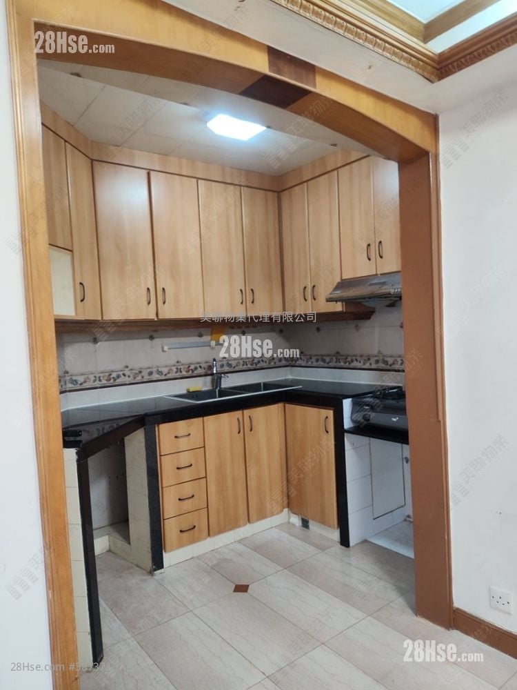 Sceneway Garden Sell 2 Bedrooms , 1 Bathroom 537 ft²